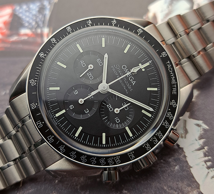 Omega Speedmaster Professional Moonwatch Co-Axial Master Chronograph Sapphire Sandwich Ref. 310.30.42.50.01.002 (current model)